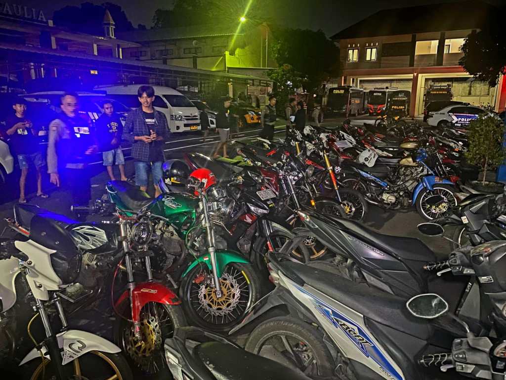 Patroli Balap Liar dan Knalpot Brong di Blitar, 44 Sepeda Motor Diamankan