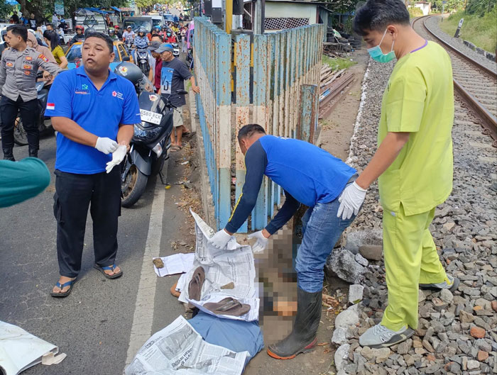 Kronologi Lansia Tertabrak Kereta Api di Kepanjen Malang, Nekat Nyebrang saat Palang Ditutup