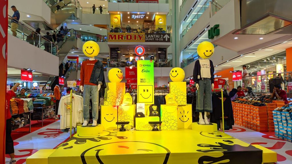 Di Surabaya, Emba Group Suguhkan Koleksi Pop Culture Bersama SmileyWorld