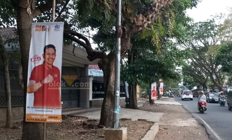 Banner ‘Pak Mbois’ Bermunculan, Sinyal Wahyu Hidayat Segera Dipinang&nbsp;Partai?