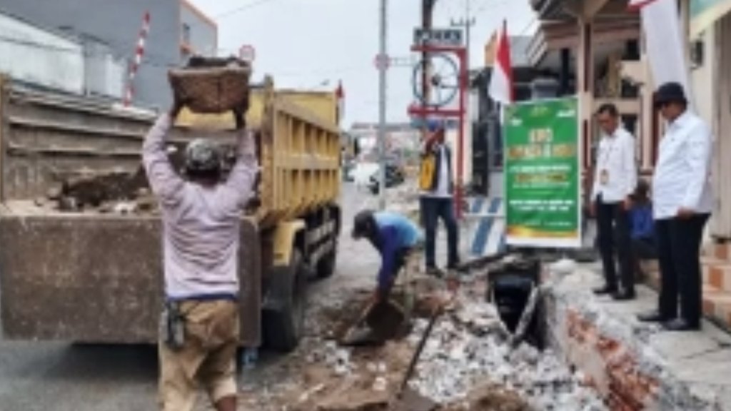 Rp 14 Miliar untuk 7 Titik Pedestrian Glow in The Dark di Kota&nbsp;Batu