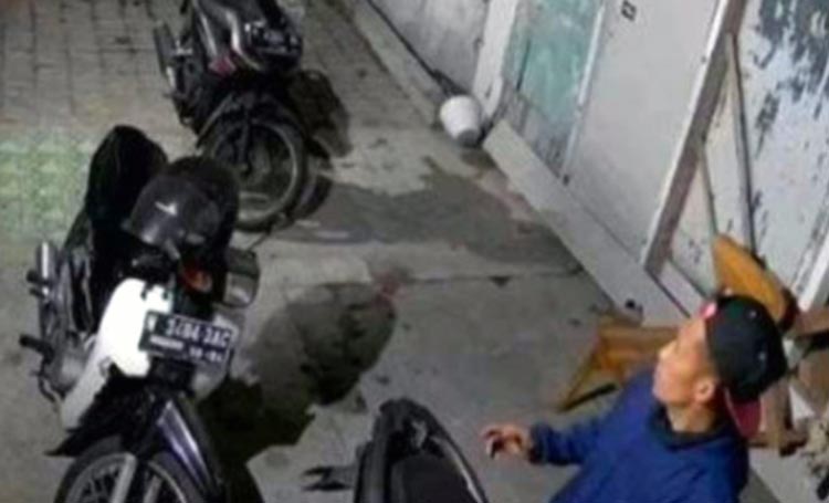 Pulang Kerja, Pegawai Kafe di Sigura-Gura Lemas Motornya Raib Tanpa&nbsp;Bekas