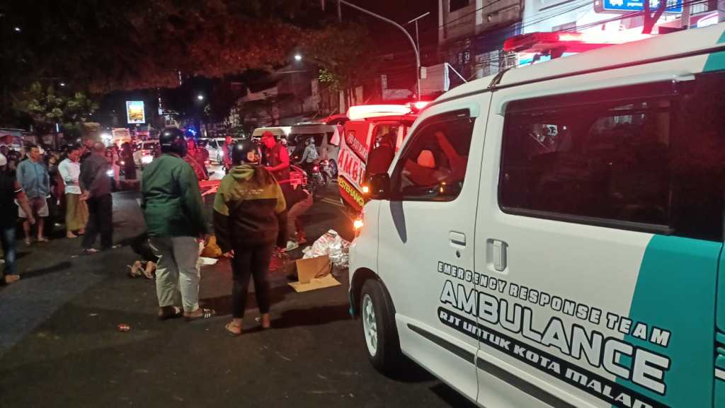 Kecelakaan Satu Keluarga di Mergosono Malang, Ibu Tewas Tinggalkan Suami dan&nbsp;Anak