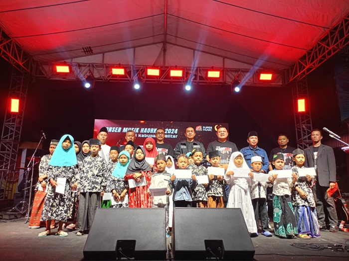 Peringati Haornas ke-41, KONI Kabupaten Blitar Gelar Santunan Anak Yatim – Konser Musik&nbsp;Rock
