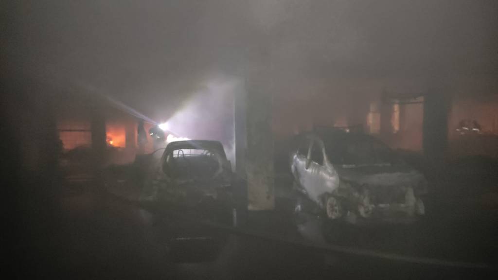 Kebakaran Pasar Comboran Kota Malang, 11 Mobil Hangus Jadi&nbsp;Arang